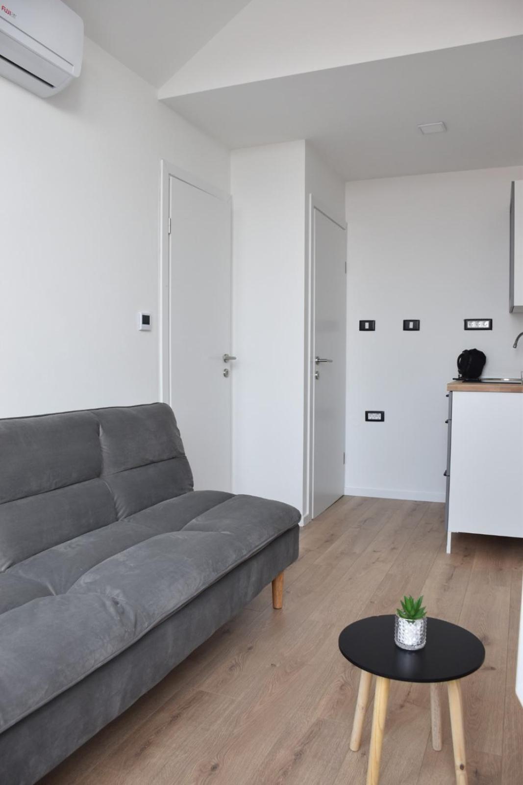 Apartman Lucana Apartment Tribalj Екстериор снимка